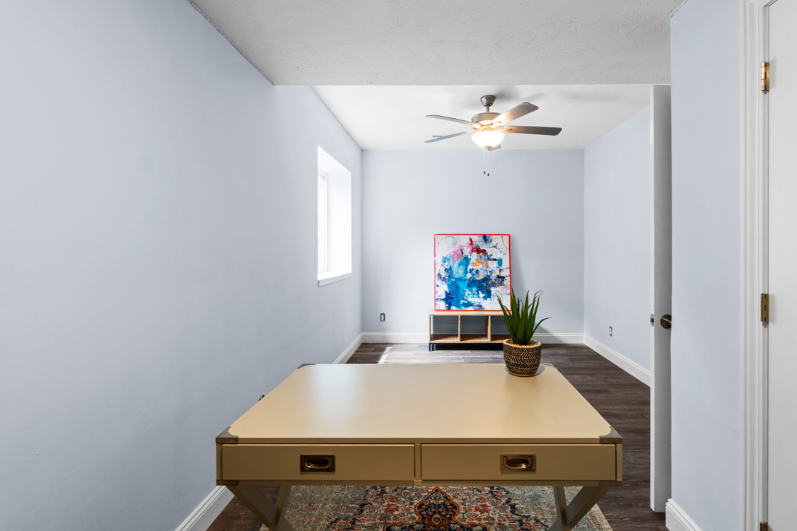 Knez Homes
